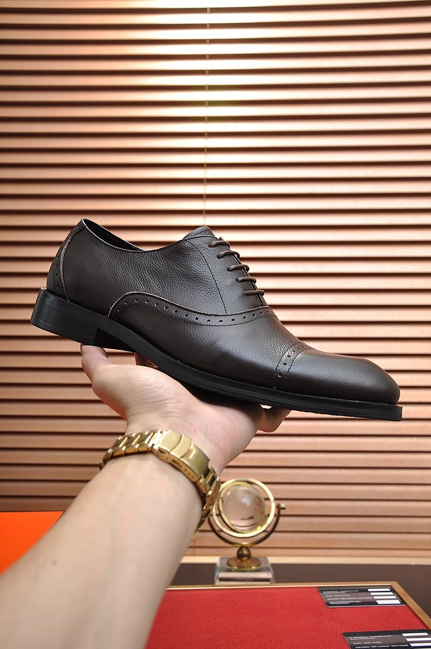 Hermès Men's Perforated Leather Lace-Up Dress Shoes