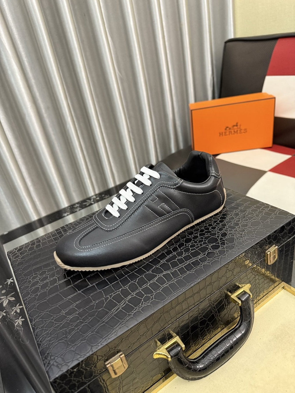 Hermès Stitched Low-Top Sneakers